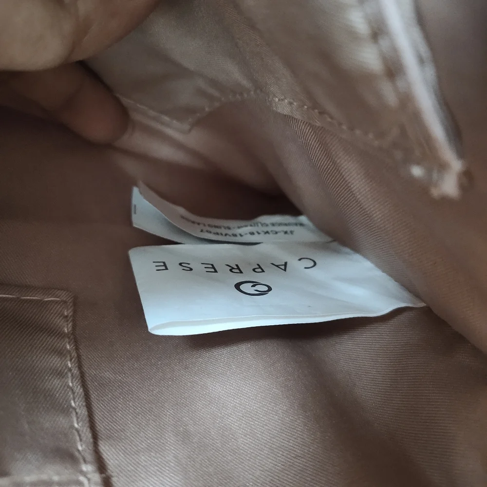 Caprese sling bag - Picture 9 of 9